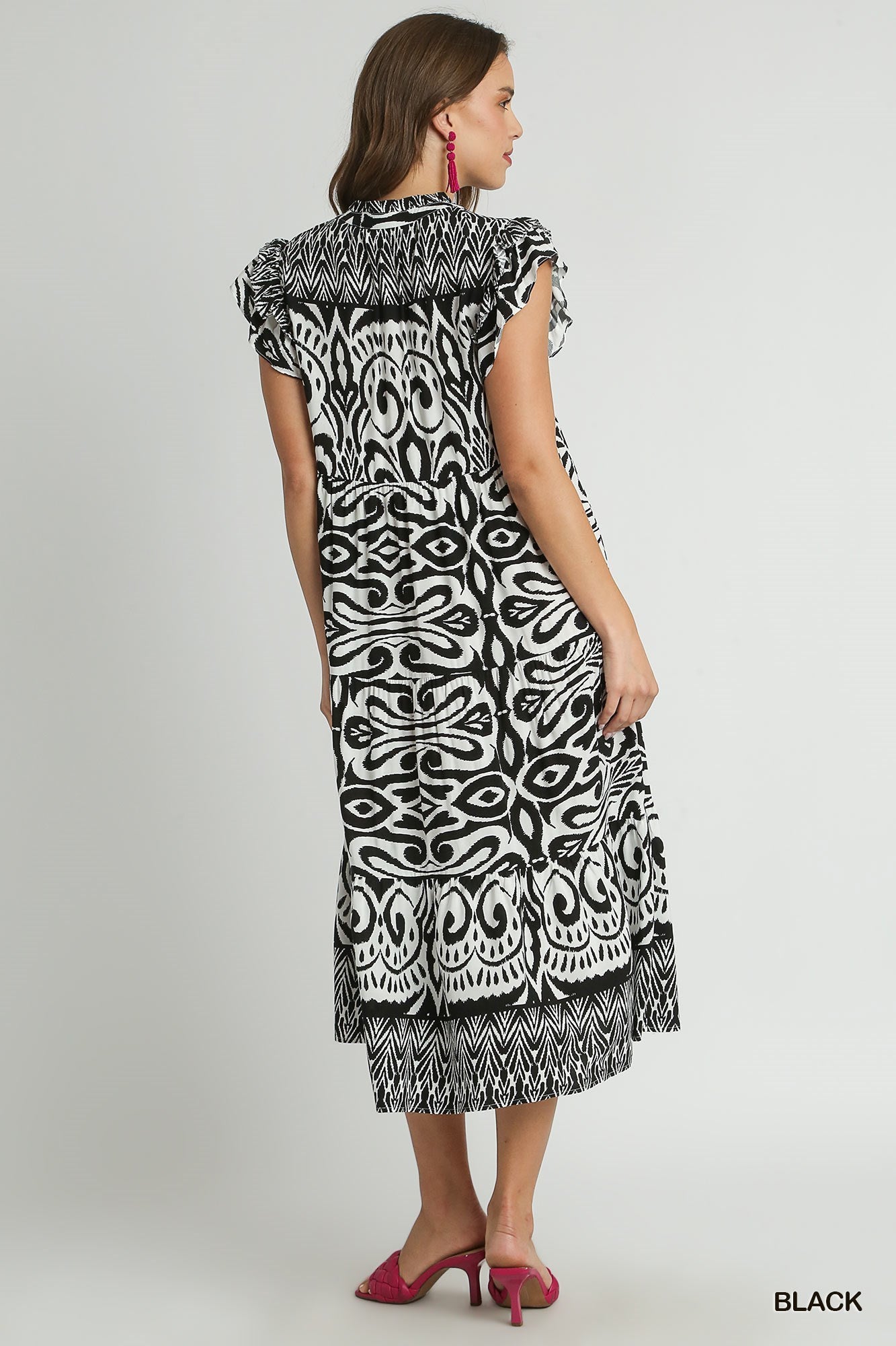 Black & White Printed Midi Dress w/ Ruffle Sleeves