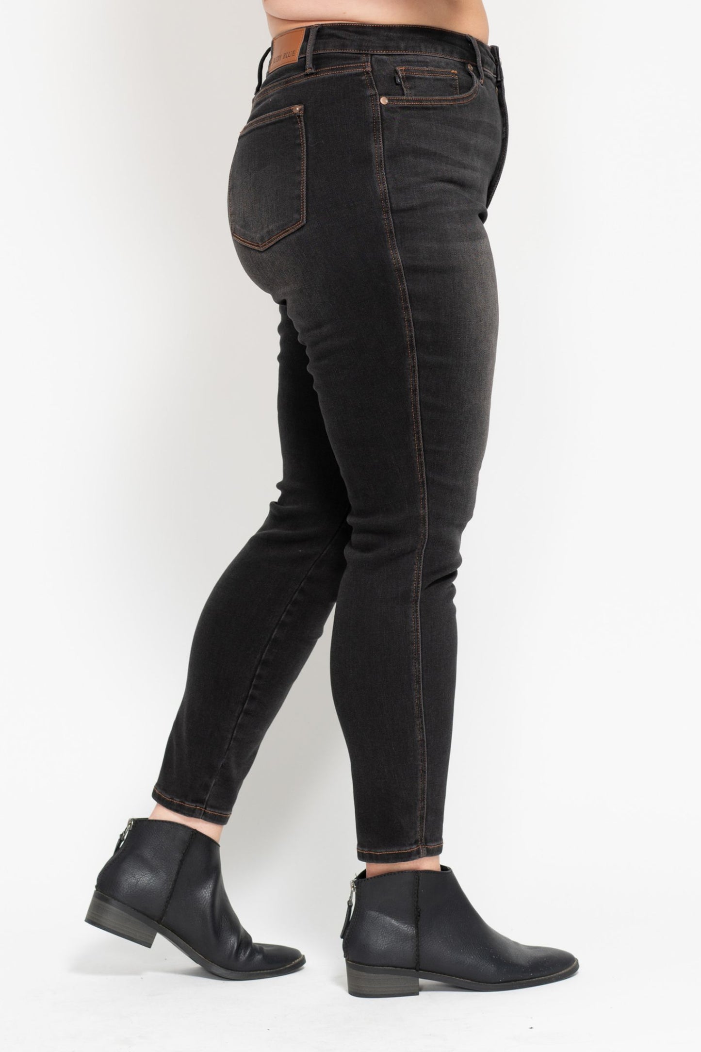 HW Tummy Control Black Wash Skinny Jean