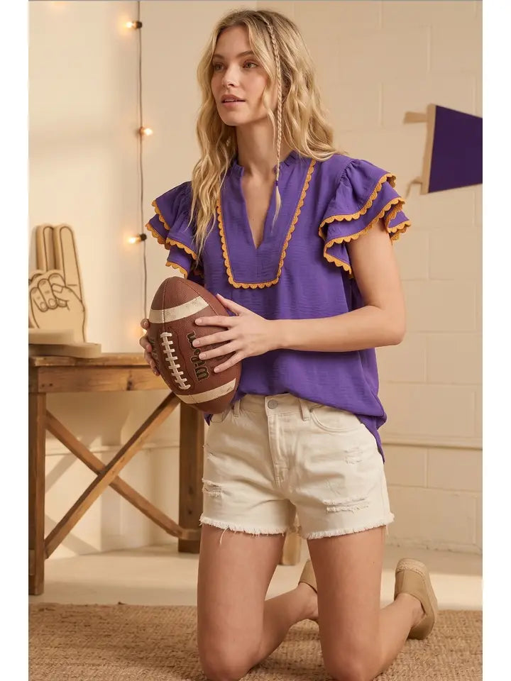 Ruffle Sleeve Scallop Trim Top