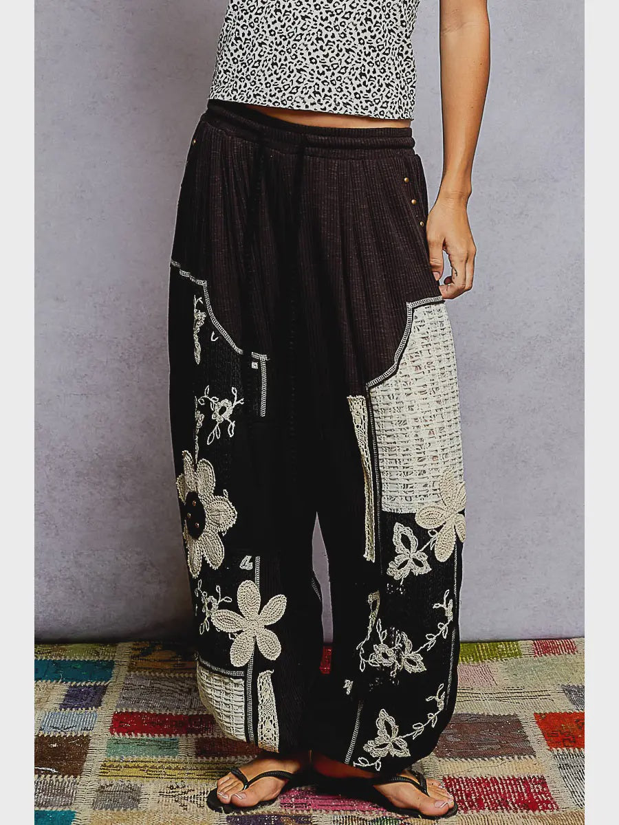 Solid Pattern Patch Jogger Pant