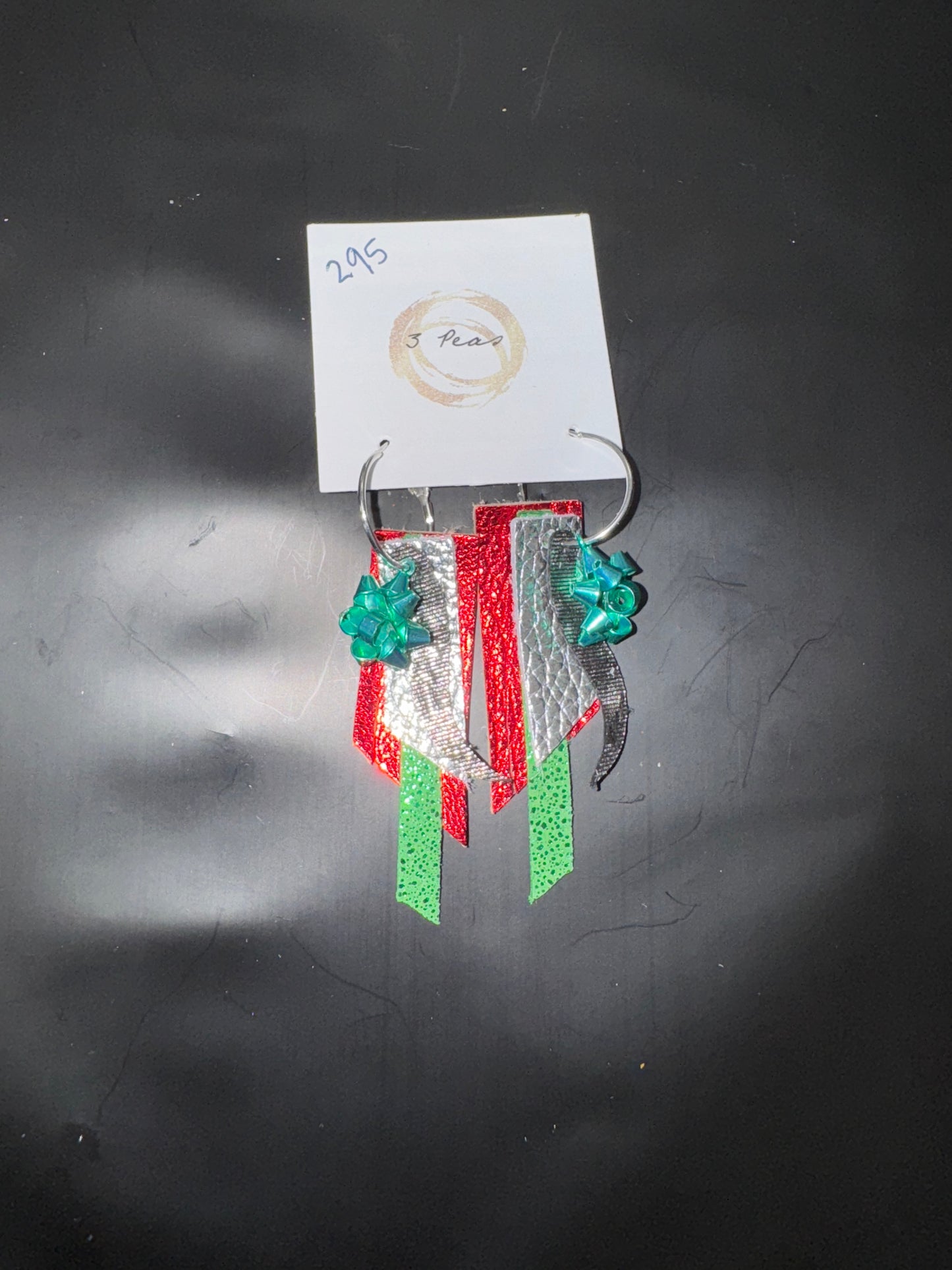 Christmas 3 Peas (294-322)