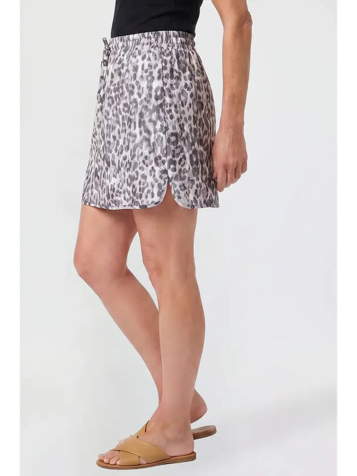 Dolphin Hem Skort