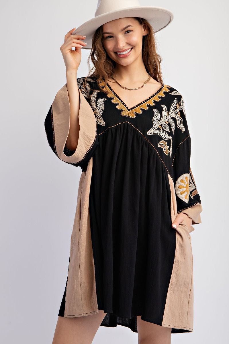 Embroidered Detail Wide Sleeve Dress