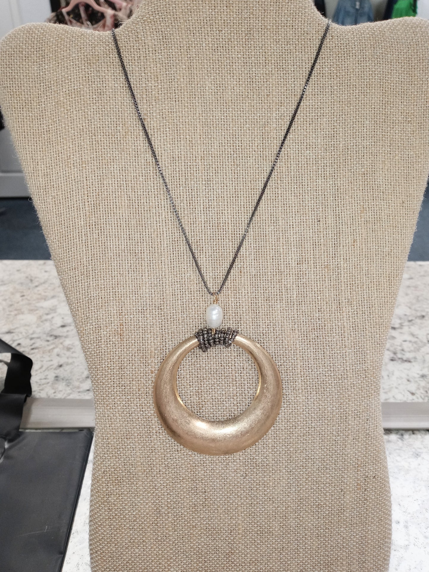 Gold Circle Pendant w/ Pearl Necklace