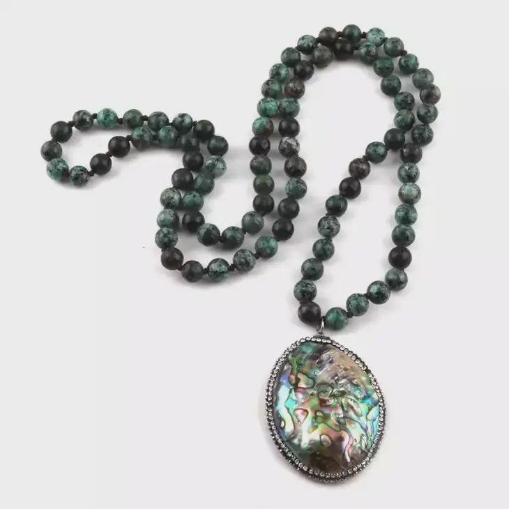 Mother of Pearl Green Stone Necklace