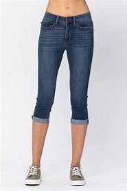 Judy Blue Mid-Rise Capri