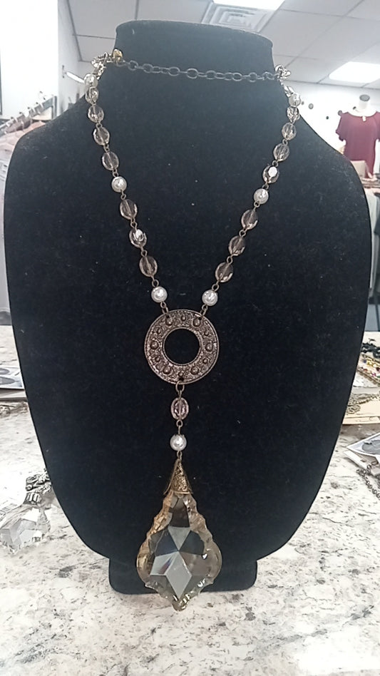 Beige Beaded Ncklace with large beige Gem