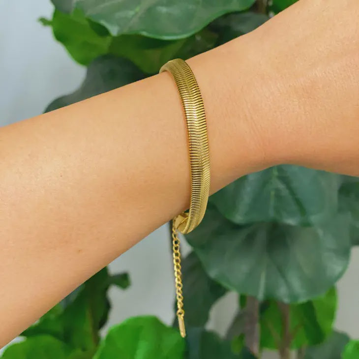 Simple Gold Chain Bracelet